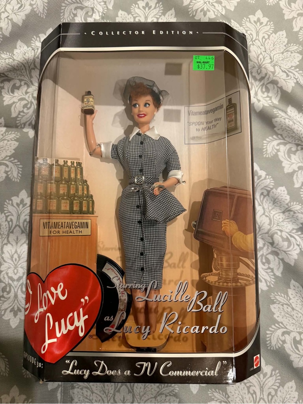 Barbie ~ I Love Lucy Lucy ~ 1997 NRFB ~Lucy Does A Commercial ~ #17645 Mattel